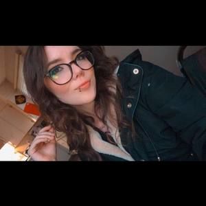 Meet your Posher, Chanelle